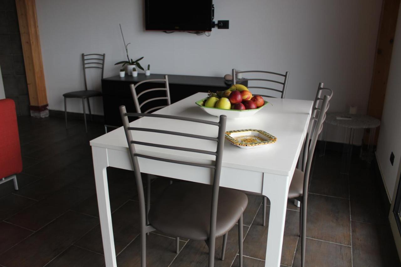 Open Land Holiday House Villa Fiumefreddo di Sicilia Esterno foto